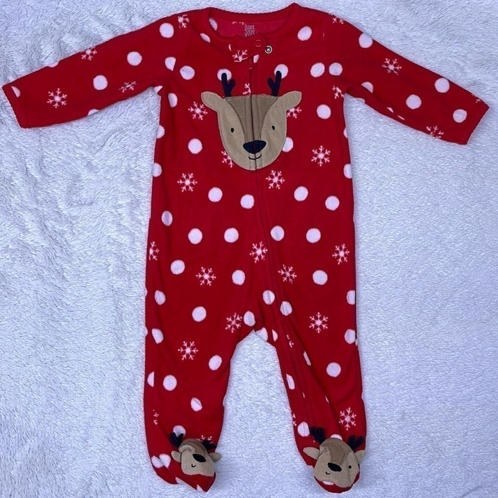 🟢 3/$15 Just One You by Carter’s Reindeer Footed Pajamas size 6 month